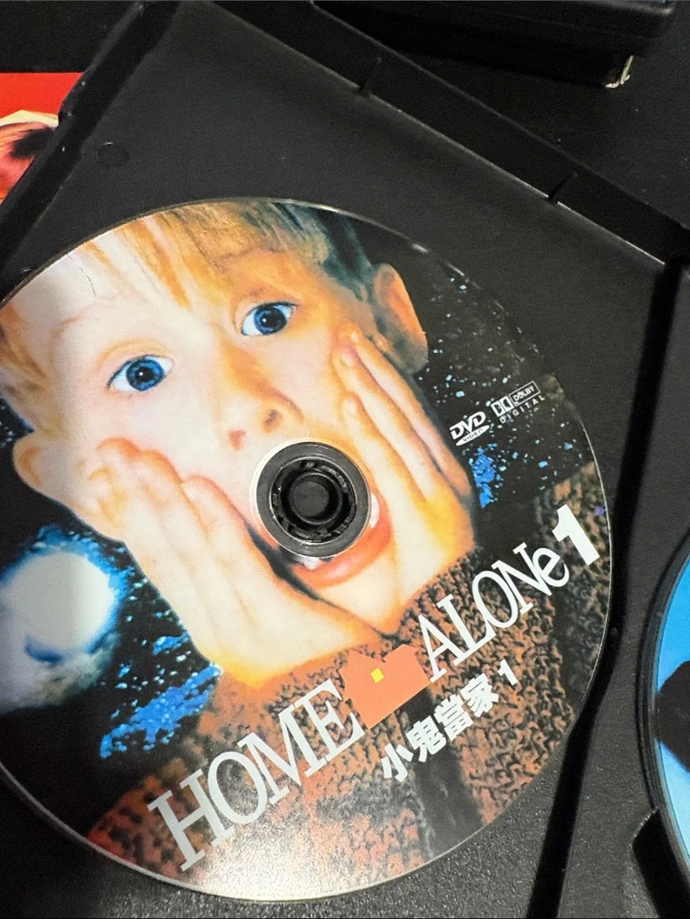 Home Alone Complete Caper Collection - Red/White Movie Box Set